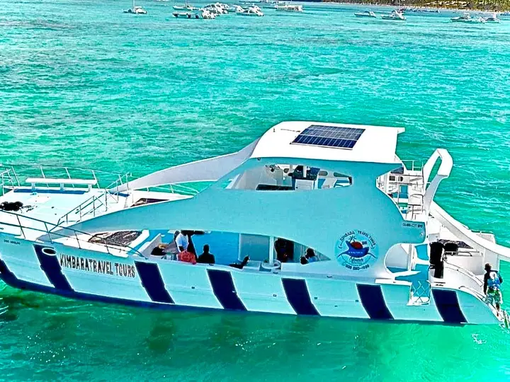 Party Boat in Punta Cana: Bávaro Luxury, Fun and VIP Vibes