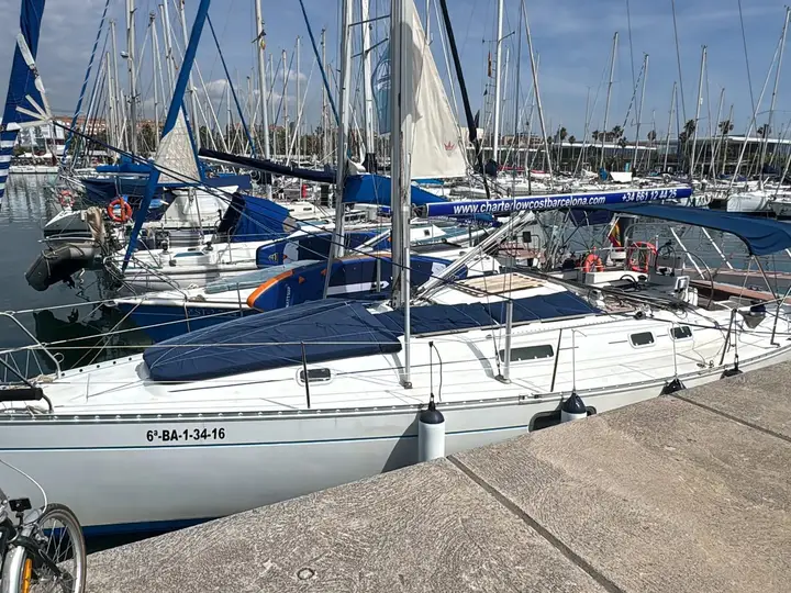 Private Sailboat in Barcelona with the Best Views, 2 Hours (up to 9)