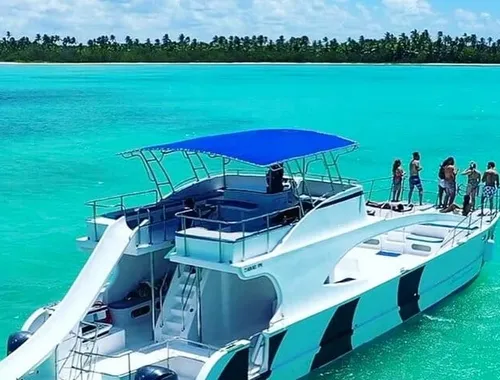 Puerto Plata Private Boat Cruise with Snorkeling and Open Bar