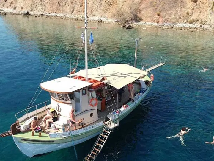 Argostoli Day Cruise with Greek Lunch and Wine