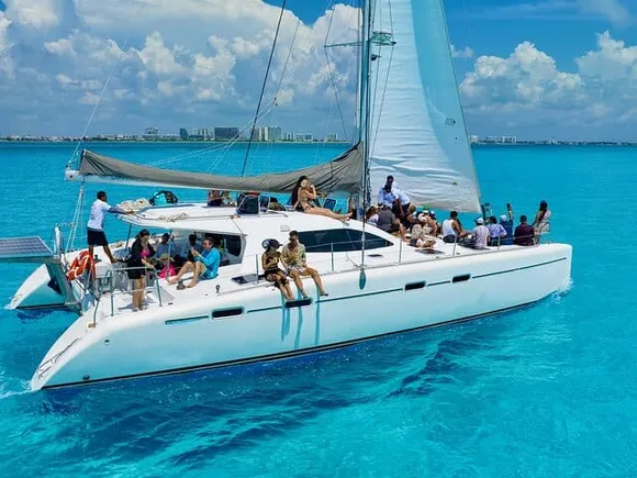 Catamaran to Isla Mujeres in Cancun