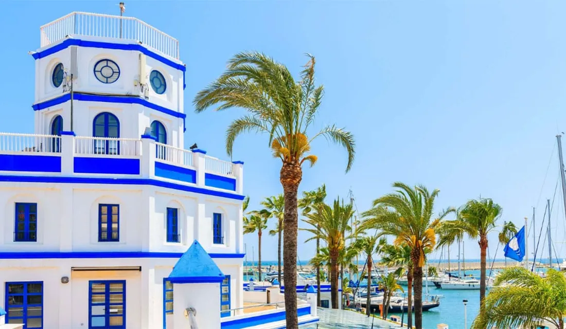 Estepona: Private sailboat rental for up to 10 people with paddle surf