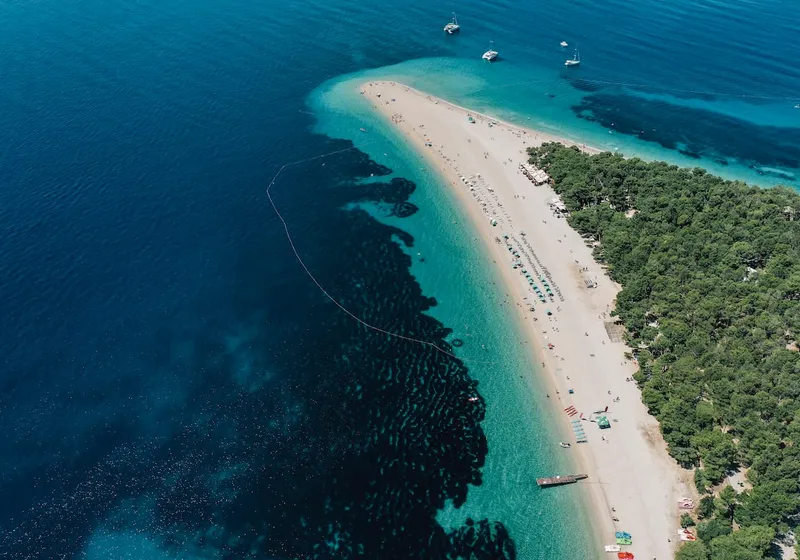 Private - Golden Horn beach on Island Brač & Hvar tour 