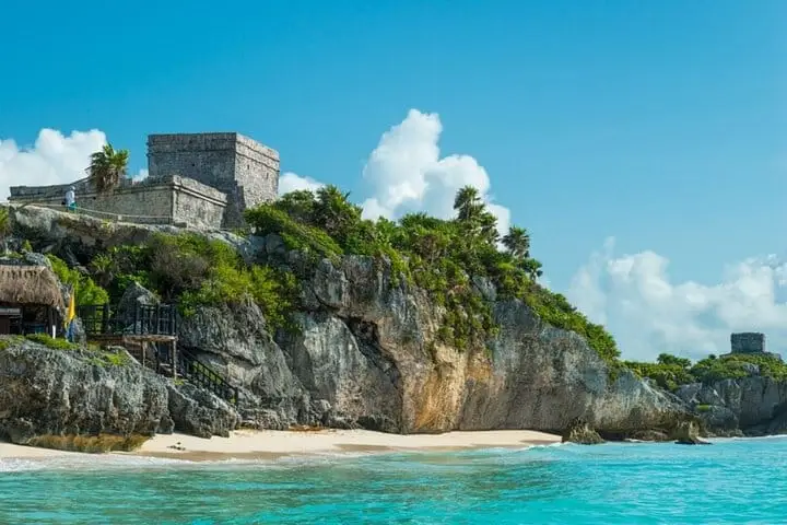 Tulum Snorkelling in Front of the Mayan Ruins