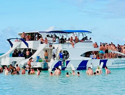 Punta Cana Booze Cruise, Snorkeling, Bar Entertainment Open Bar