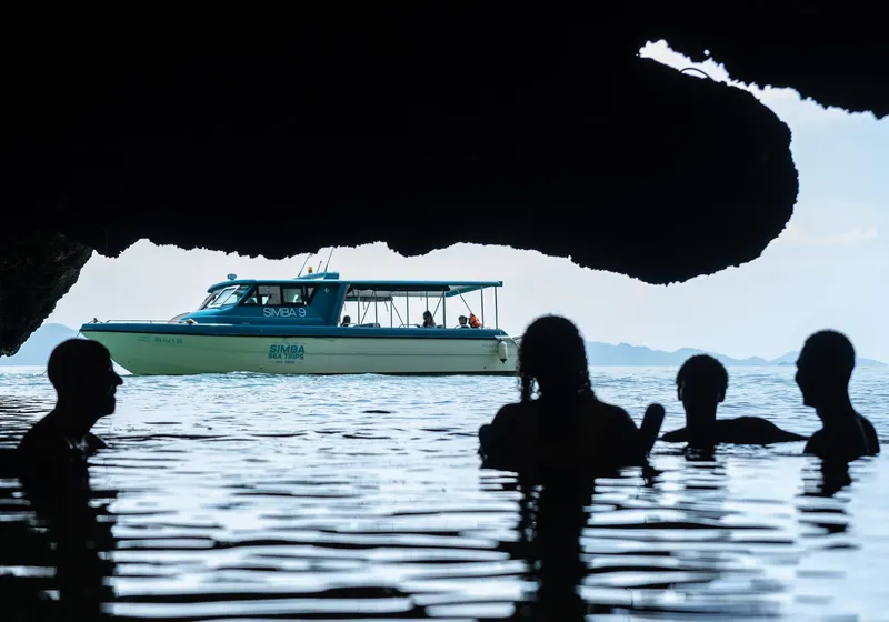 Private James Bond Island – Luxury Speedboat Charter