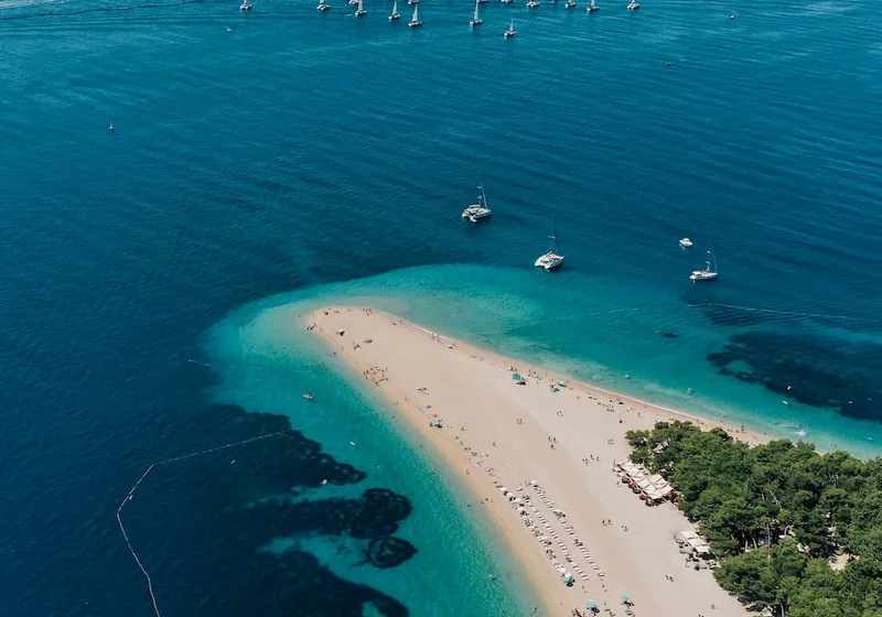 Private - Golden Horn beach on Island Brač & Hvar tour 