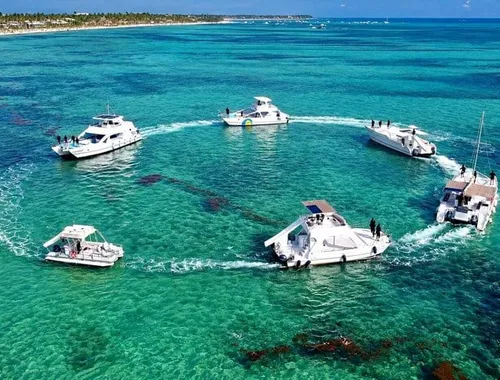 Private Punta Cana Boat Cruise with Snorkeling & Open Bar Party