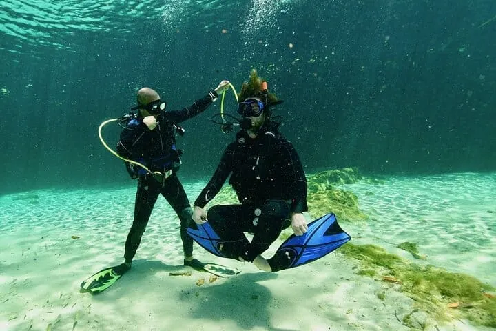 Wonders of the Underwater World: Discover Scuba Diving in Tulum