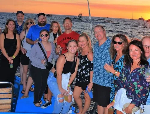 Capture unforgettable sunset moments with your group aboard a private Los Cabos catamaran—complete with open bar, great vibes, and stunning ocean views.