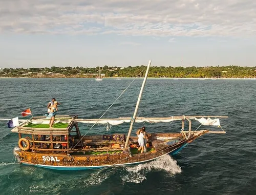 Zanzibar Sunset Dhow Cruise with Open Bar – Nungwi and Kendwa