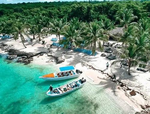 Saona Island Speedboat Tour with Lunch & Natural Pool Swim
