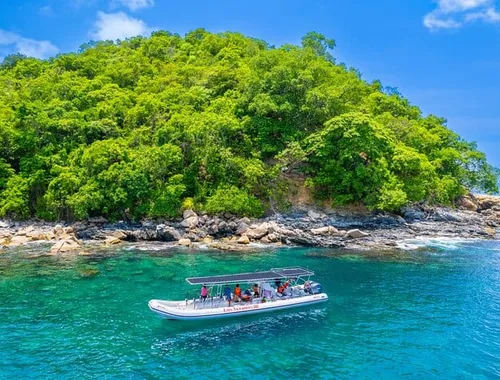 Yelapa Escape & Snorkeling in Puerto Vallarta by Speedboat