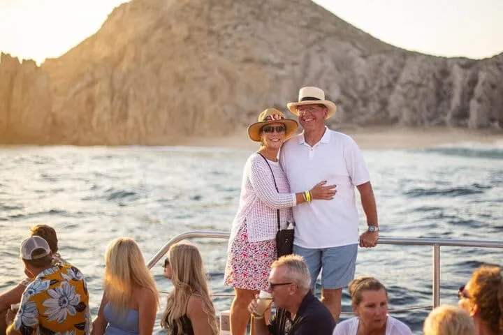 Los Cabos Mexican Flavors Sunset Cruise with Open Bar