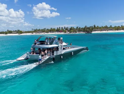 Punta Cana Private Luxury Power Catamaran to Catalina Island