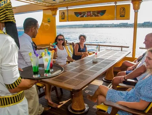 Nefertari Cruise Marsa alam with lunch/dinner & hotel pickup