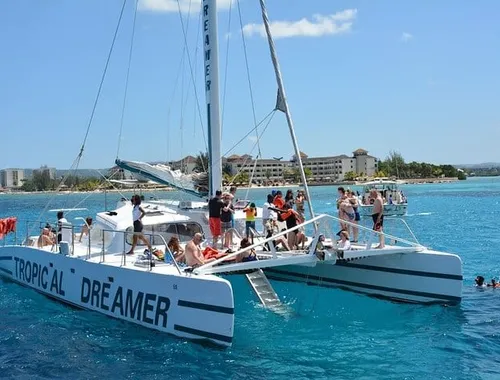 Private Montego Bay Morning Catamaran with Open Bar & Snorkeling