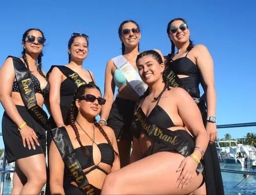 Celebrity Boat Party sand bar with drinks and high entertainment 