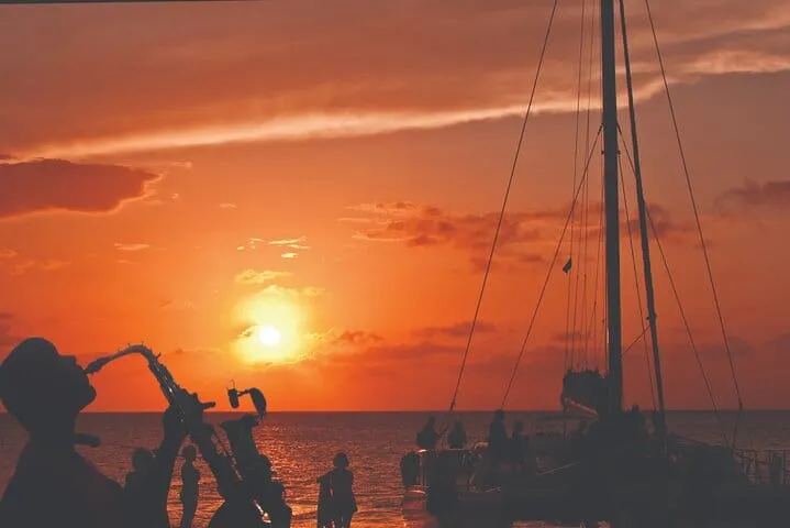 Montego Bay Private Catamaran with Champagne and Snorkeling