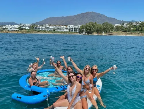 Experiencia Privada en Barco de 2 Horas en Estepona