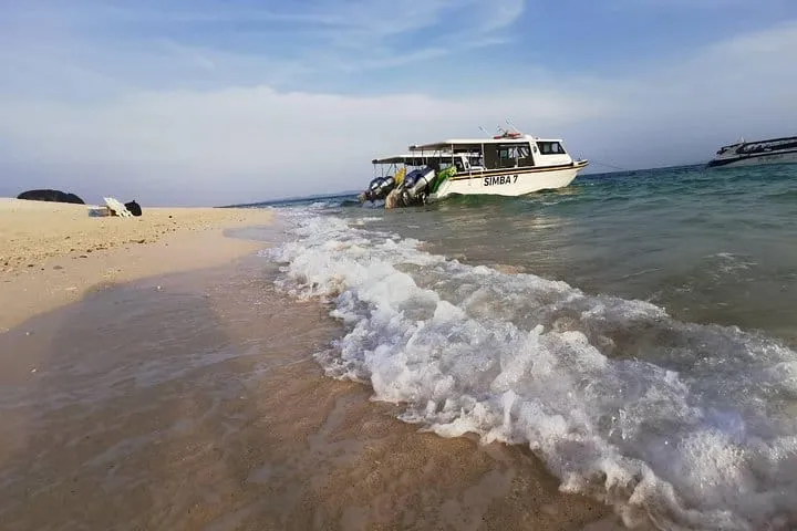 Private Coral Islands – Snorkel Away From the Crowds