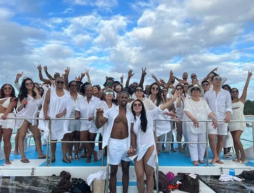 Sand-Bar Punta Cana Party Boat unlimited drinks, snorkeling Vibes