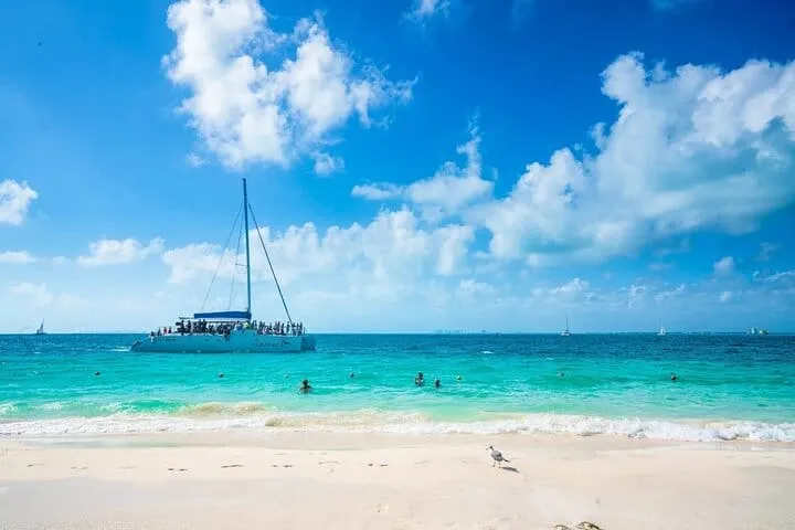 Isla Mujeres 4-in-1 Catamaran: Snorkel, Beach Club & Open Bar