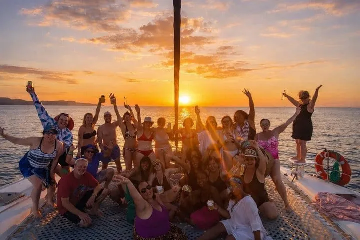 Costa Rica Sunset Catamaran Cruise Open Bar Snorkeling