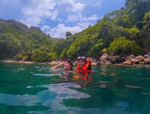 Yelapa Escape & Snorkeling in Puerto Vallarta by Speedboat