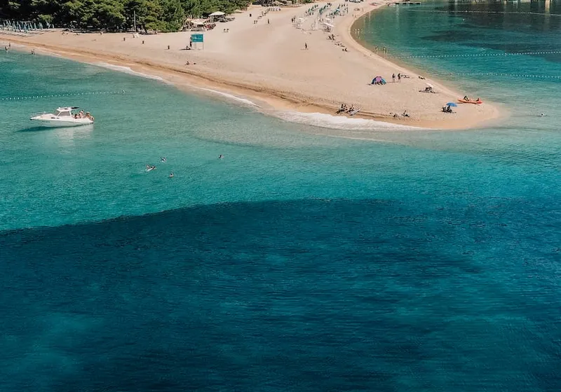 Private - Golden Horn beach on Island Brač & Hvar tour 