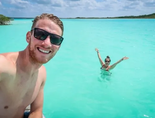 Bacalar Lagoon Boat Tour: Cenotes, Pirate’s Channel & Lunch