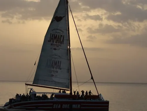Montego Bay Private Afternoon Catamaran Open Bar and Snorkeling