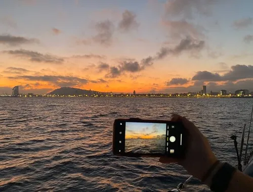 Barcelona Sensational Sunset Tour with Open Bar & Tapas