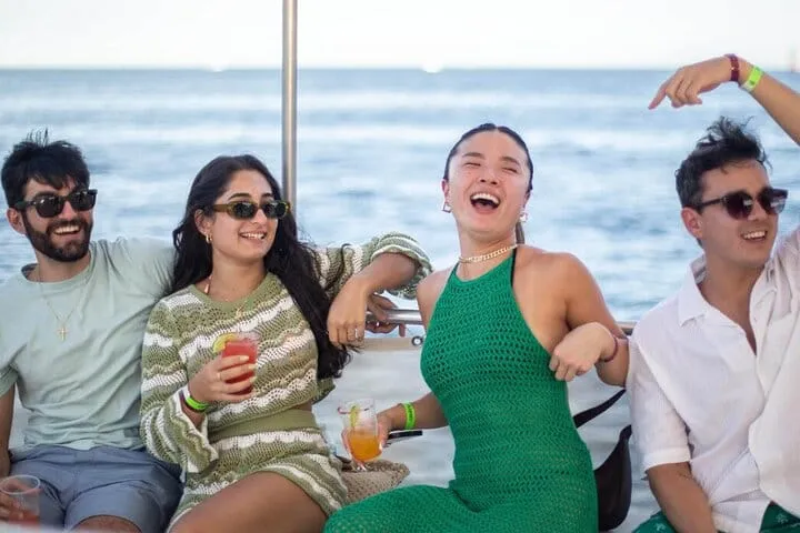 Los Cabos Sunset Party Cruise with Unlimited Open Bar