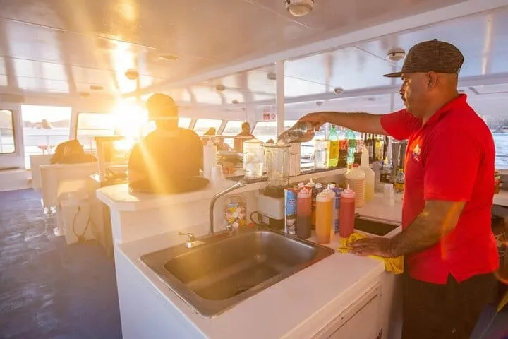 Los Cabos Mexican Flavors Sunset Cruise with Open Bar
