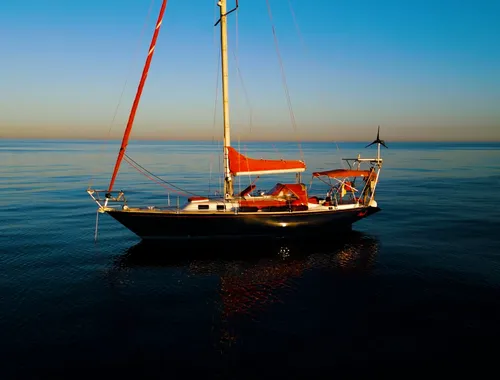 Sotogrande Private Boat Charter for Groups of 8 – Experience the Sea