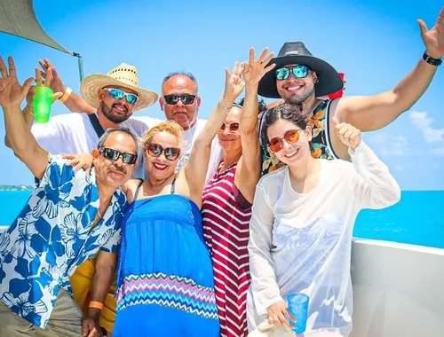 Cancun Private Catamaran to Isla Mujeres with Buffet & Open Bar