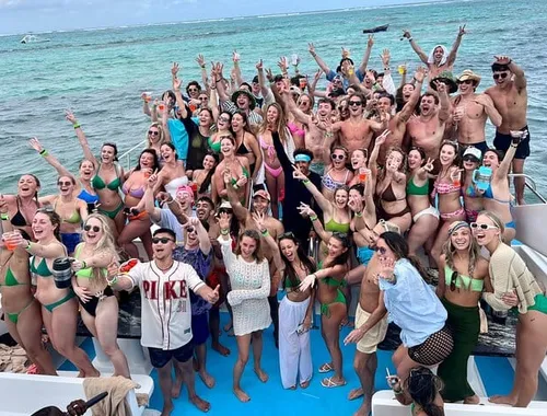 Sand-Bar Punta Cana Party Boat unlimited drinks, snorkeling Vibes