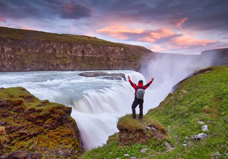 Grand Golden Circle & Whale Watching Tour 