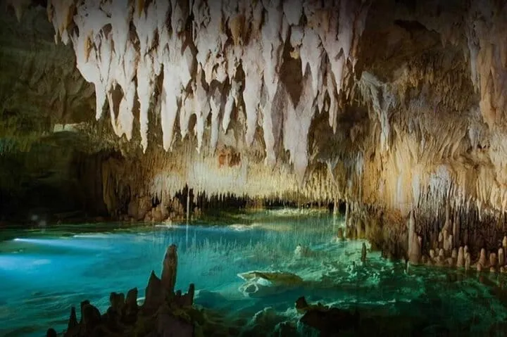 Grand Cayman: Stingray City, Starfish Point & Crystal Caves