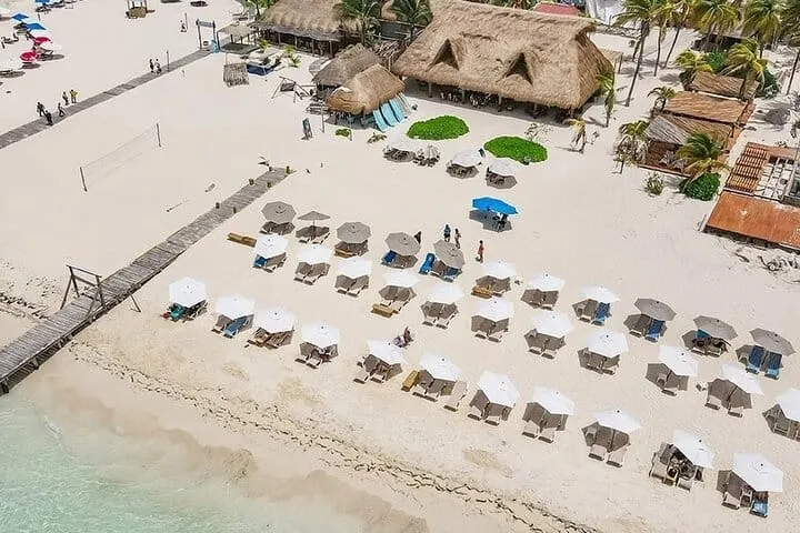 Isla Mujeres 4-in-1 Catamaran: Snorkel, Beach Club & Open Bar