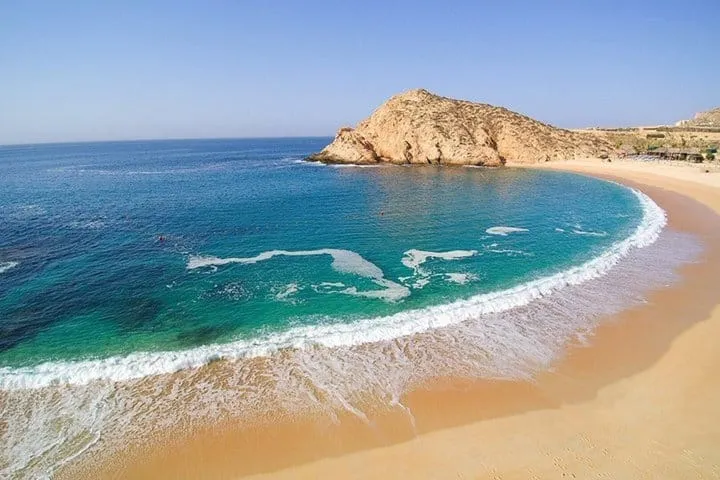 Los Cabos Snorkeling Tour by Boat with Open Bar and Music