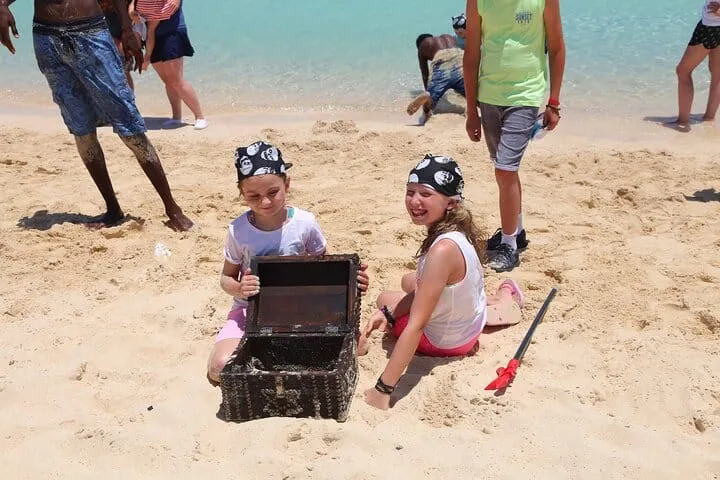 Sharm: Pirates Sailing Boat Ras Mohammed & White island and Lunch