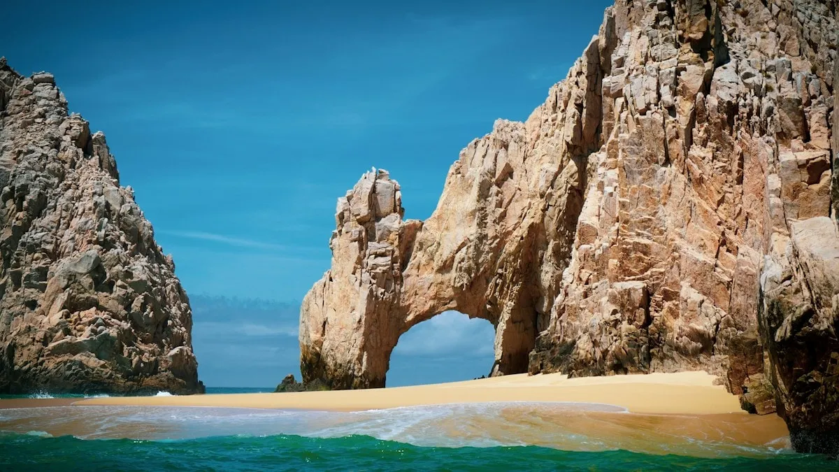 The Arch (El Arco) rock formation at Cabo San Lucas