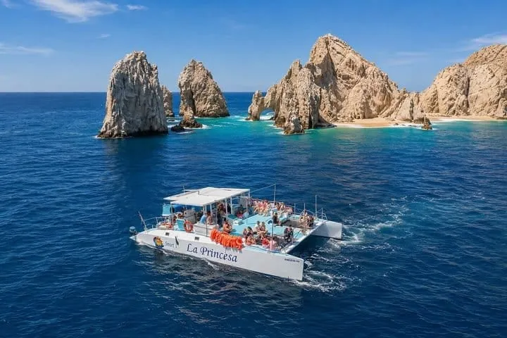 Boat trip in Cabo San Lucas