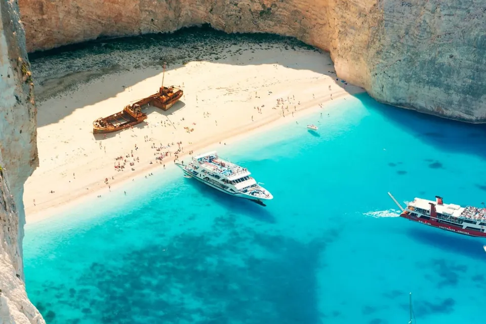 A day cruise from Poros, Kefalonia, to Zakynthos